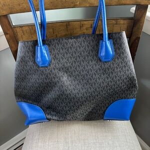 Michael Kors Mercer Corner Large Center Zip Tote Black Blue Monogram